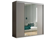 Duża, szara szafa do sypialni i nie tylko