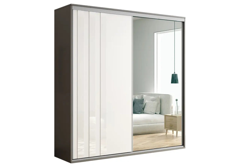 Szafa ubraniowa do małej sypialni