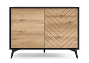 Komoda z modnym wzorem na froncie, na wysokich nóżkach