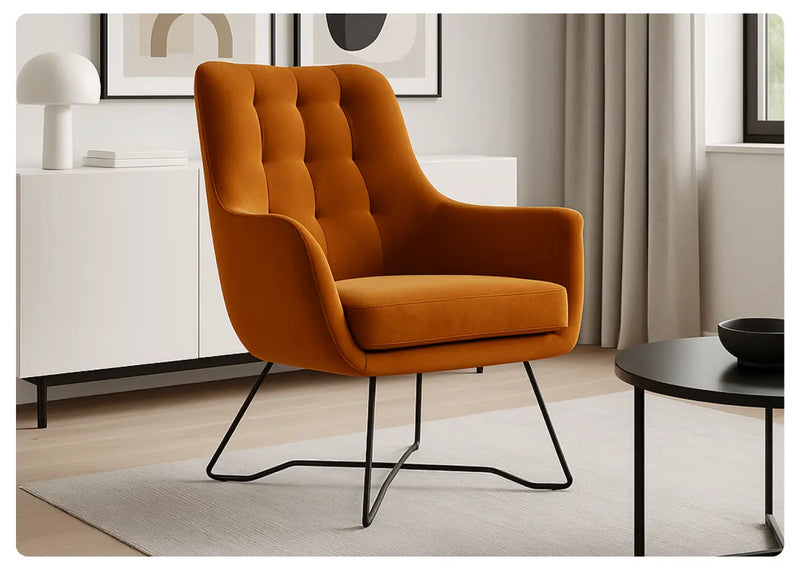 Miedziany fotel Enzo w nowoczesnym salonie