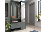 Nowoczesna garderoba w przedpokoju Simi