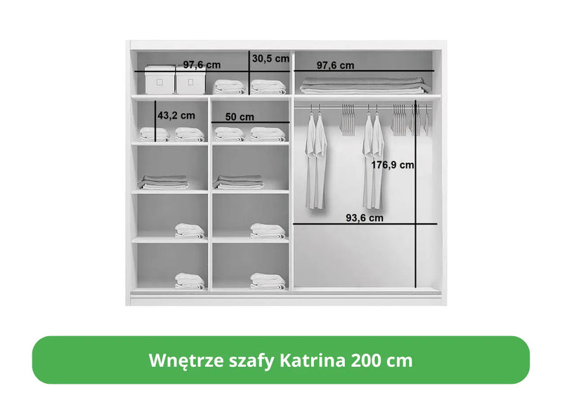 Wnętrze dużej szafy z drzwiami przesuwnymi Katarina