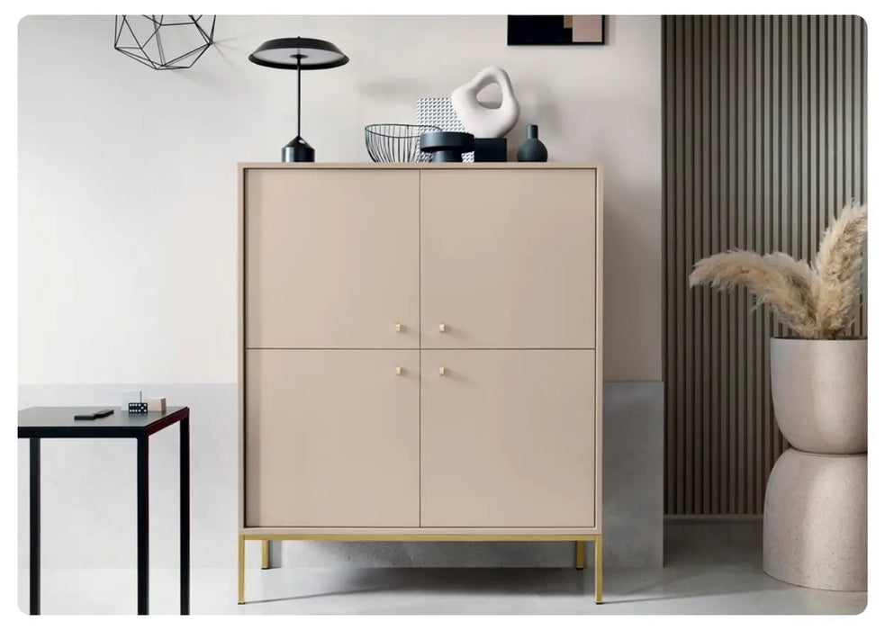 Modna komoda Mono K104 w salonie