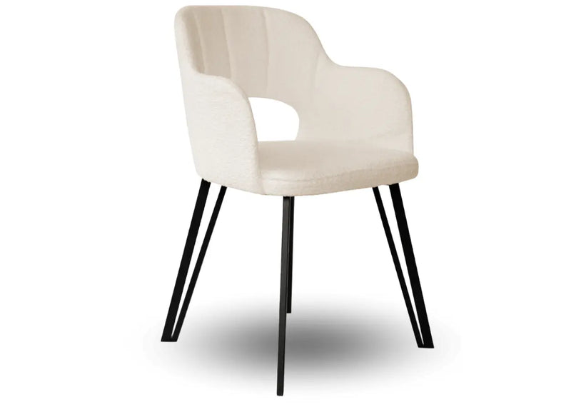 Kremowe krzesło z takniny bukli na metalowych nogach