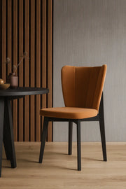 Krzesło Milo w nowoczesnym salonie