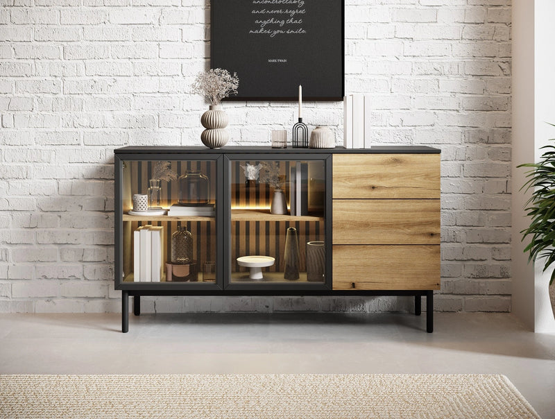 Duża komoda z led w nowoczesnym salonie