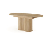 Rozkładany stół Lovi na białym tle