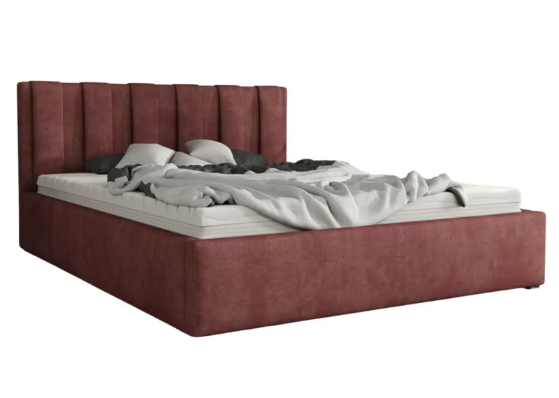 Łóżko w kolorze wrzosowym w sam raz do sypialni