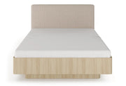 Jasne łóżko z tapicerowanym zagłowkiem Viano D