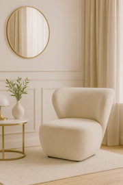 Nowoczesny i modny fotel w pięknym salonie