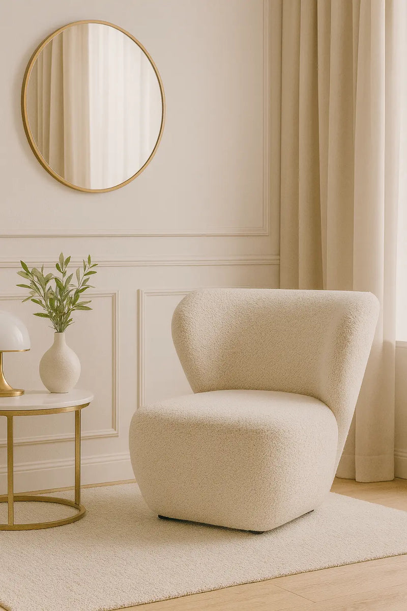 Nowoczesny i modny fotel w pięknym salonie