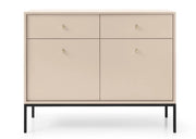 Mała komoda w kolorze beżowym ze złotymi uchwytami i czarnymi nogami