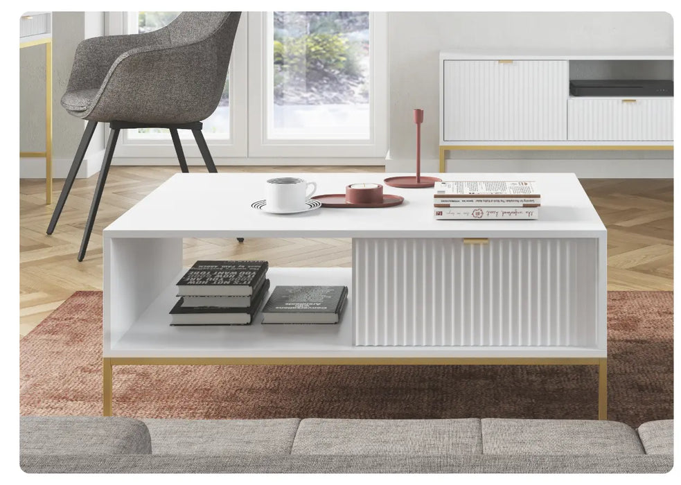 Ława Nova w salonie