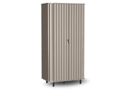 Szafa NOVADO 8 – wąska, mała szafa do sypialni szara