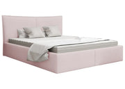 Łóżko w kolorze pudrowego różu