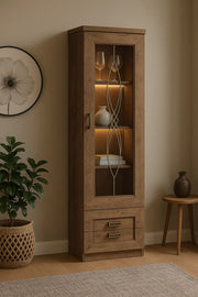 Wysoka witryna do salonu Tadeusz T10