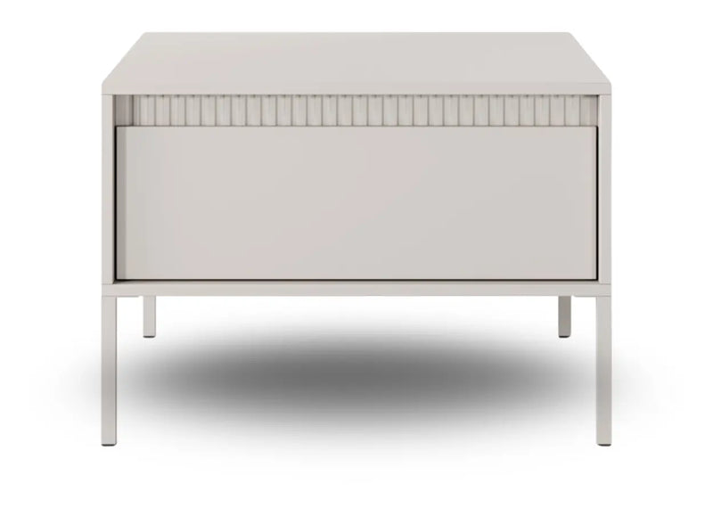 Beżowy stolik kawowy do modnych wnętrz. 