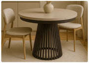 Okrągły stół Garda Clay Gray z czarną nogą w aranżacji