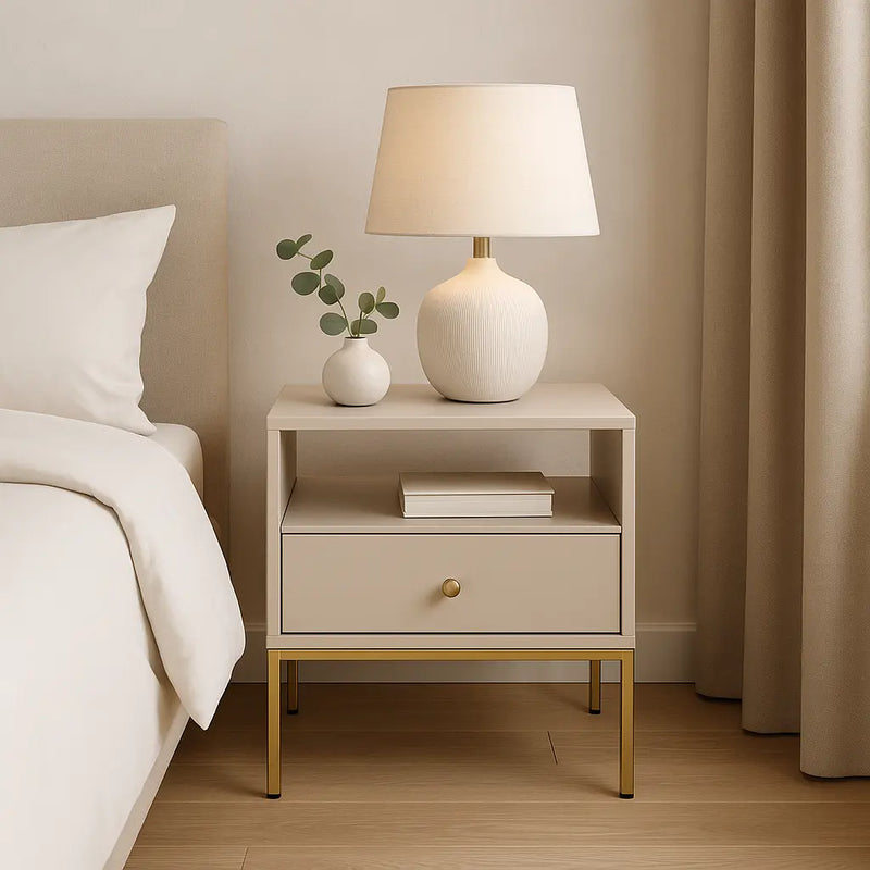 Stolik nocny z lampką S54