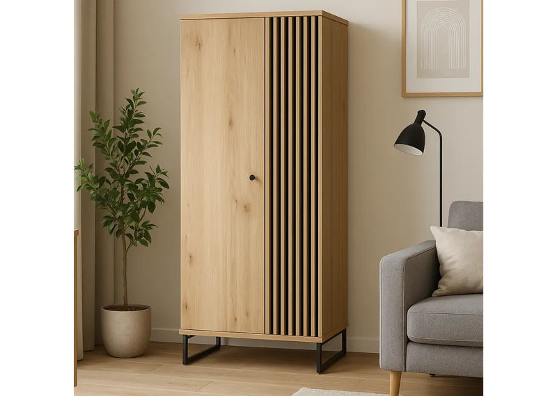 Wąska szafa Cali 