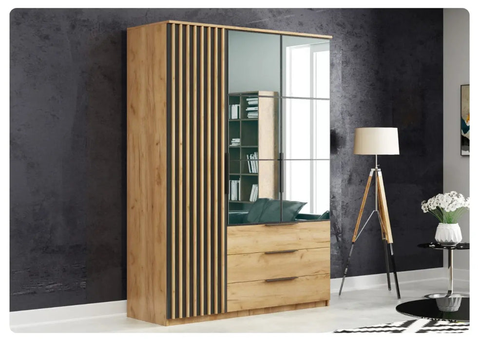 Szafa uchylana z lamelami Sorentto