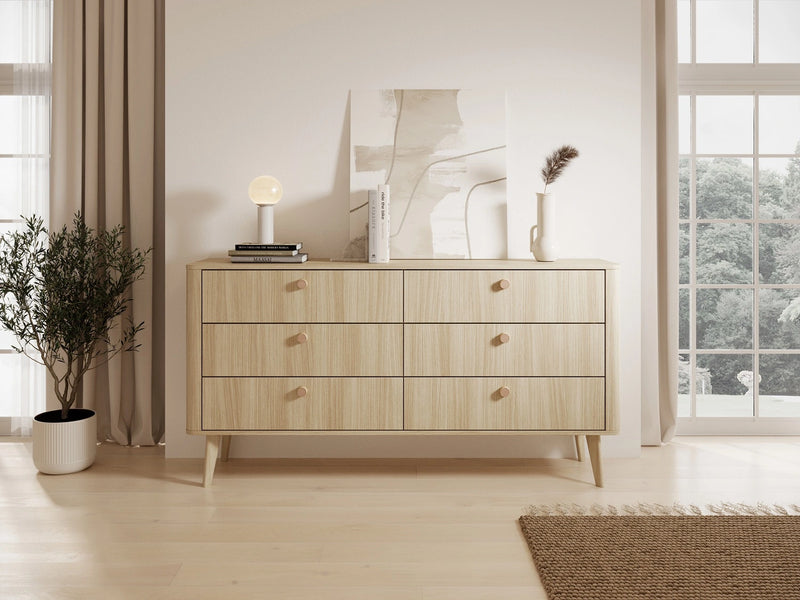 Szeroka komoda z 6 szufladami Viano C w modnej aranżacji