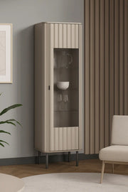 Salon z witryną Novado