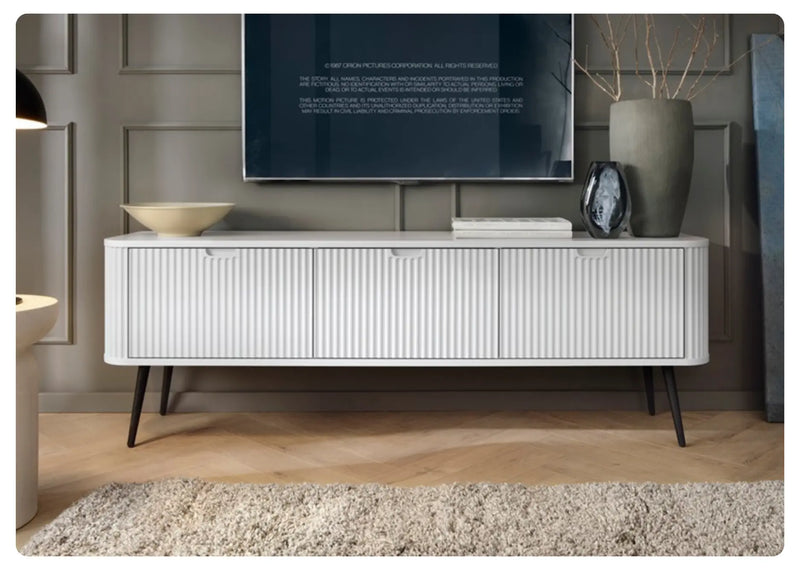 Duża biała rtv Zova