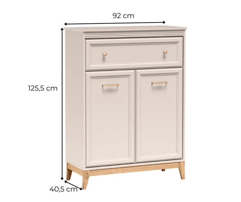 Komoda wysoka Windsor 04 kaszmir – szerokość 92 cm, wysokość 125,5 cm i głębokość 40,5 cm, widok pod kątem z oznaczonymi wymiarami