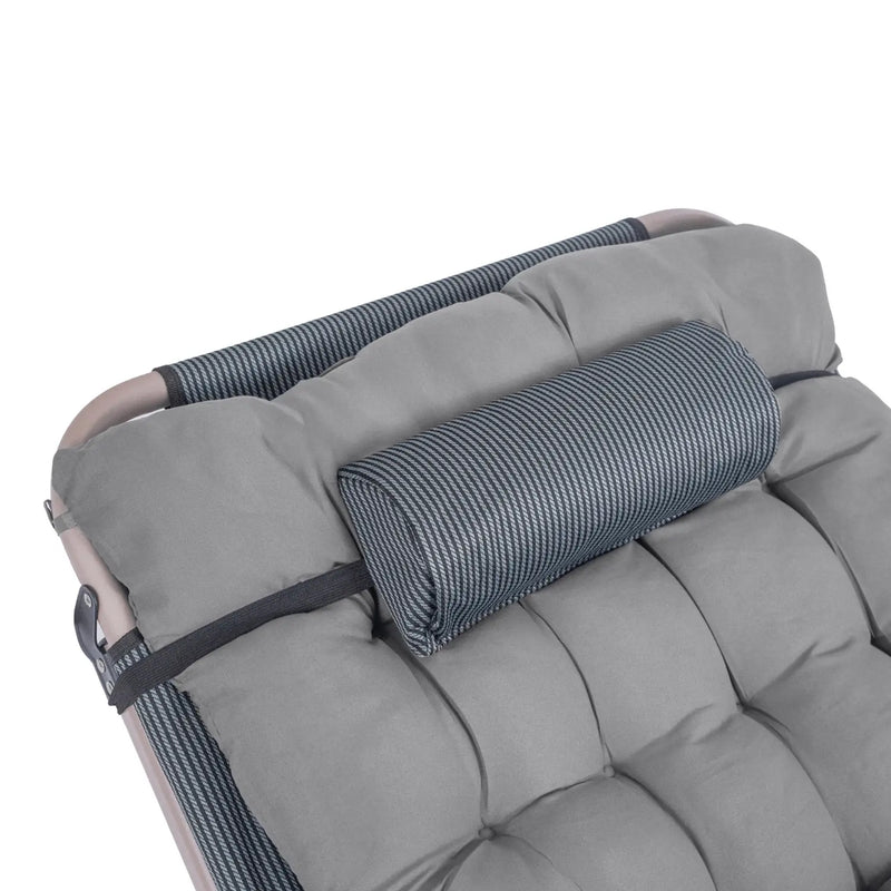 Poduszka i zagłówek w leżaku ogrodowym Sundey – detal