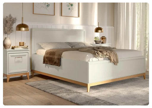 Łóżko Windsor kaszmir aranżacja sypialni jasne wnętrze z szafką nocną