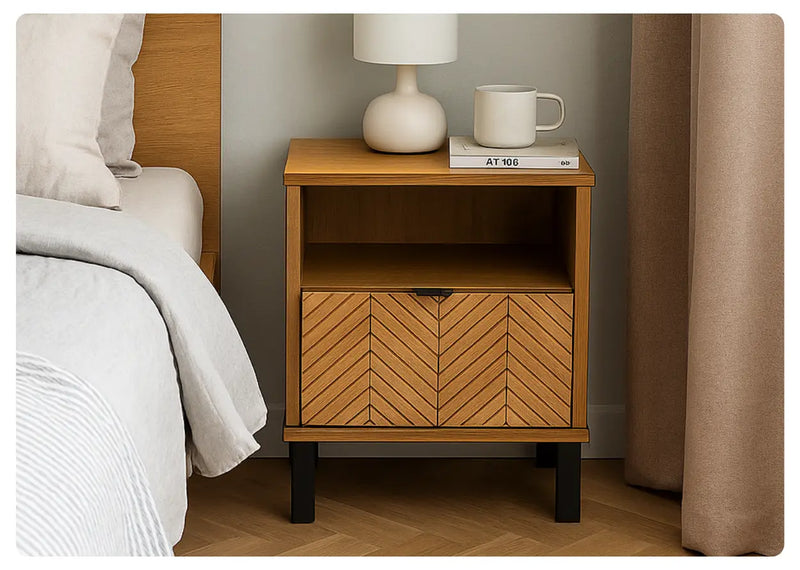 Klasyczny stolik nocny w aranżacji Fonti