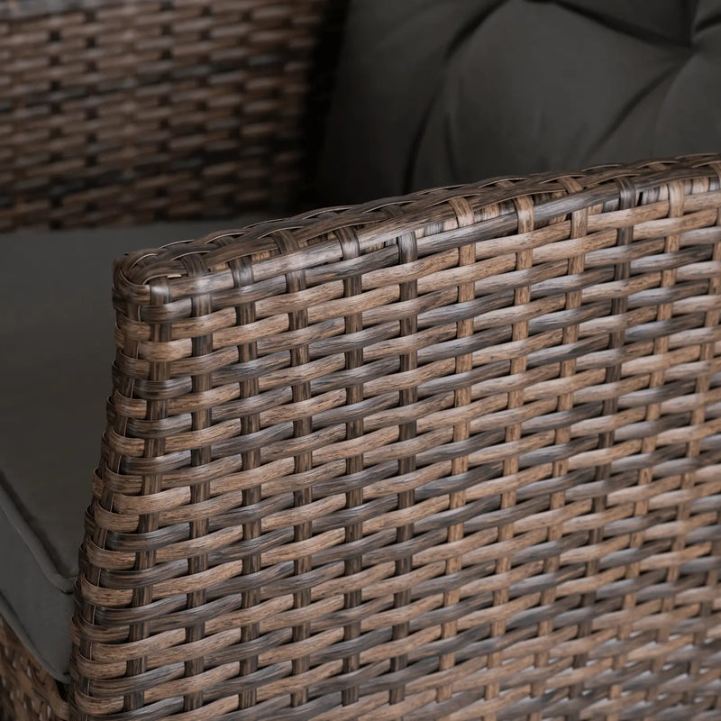 Plecionka z technorattanu w kolorze brązowym w zestawie mebli ogrodowych ARTE
